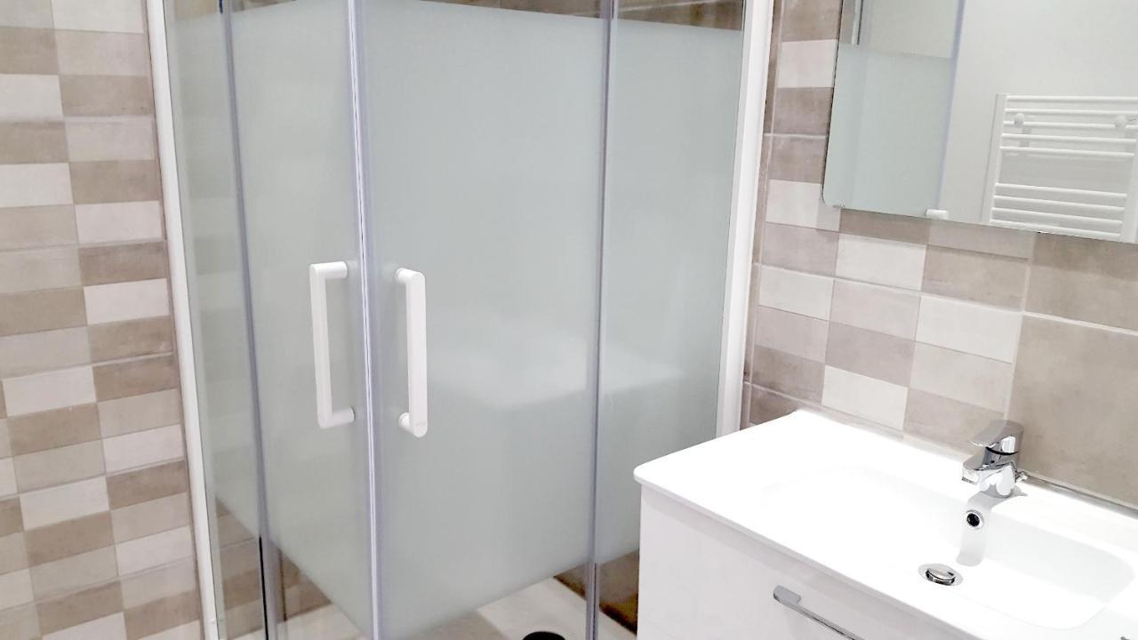 L'Haussmannien Stephanois Apartman Saint-Etienne  Kültér fotó